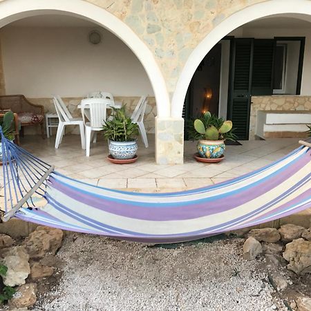 Villa Ceni - Appartamenti Con Camere, Cucina, Wc E Terrazza Sul Mare In Villa Con Piscina, Giardino E Parcheggio マリネッラ エクステリア 写真