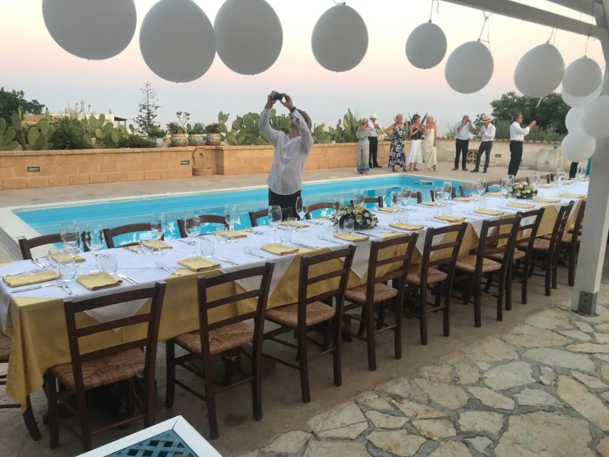 Villa Ceni - Appartamenti Con Camere, Cucina, Wc E Terrazza Sul Mare In Villa Con Piscina, Giardino E Parcheggio マリネッラ エクステリア 写真