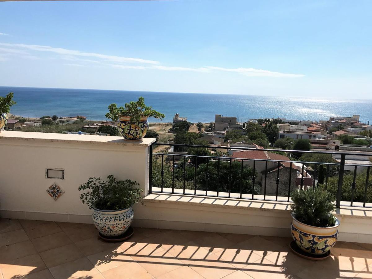 Villa Ceni - Appartamenti Con Camere, Cucina, Wc E Terrazza Sul Mare In Villa Con Piscina, Giardino E Parcheggio マリネッラ エクステリア 写真