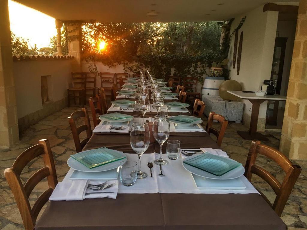 Villa Ceni - Appartamenti Con Camere, Cucina, Wc E Terrazza Sul Mare In Villa Con Piscina, Giardino E Parcheggio マリネッラ エクステリア 写真