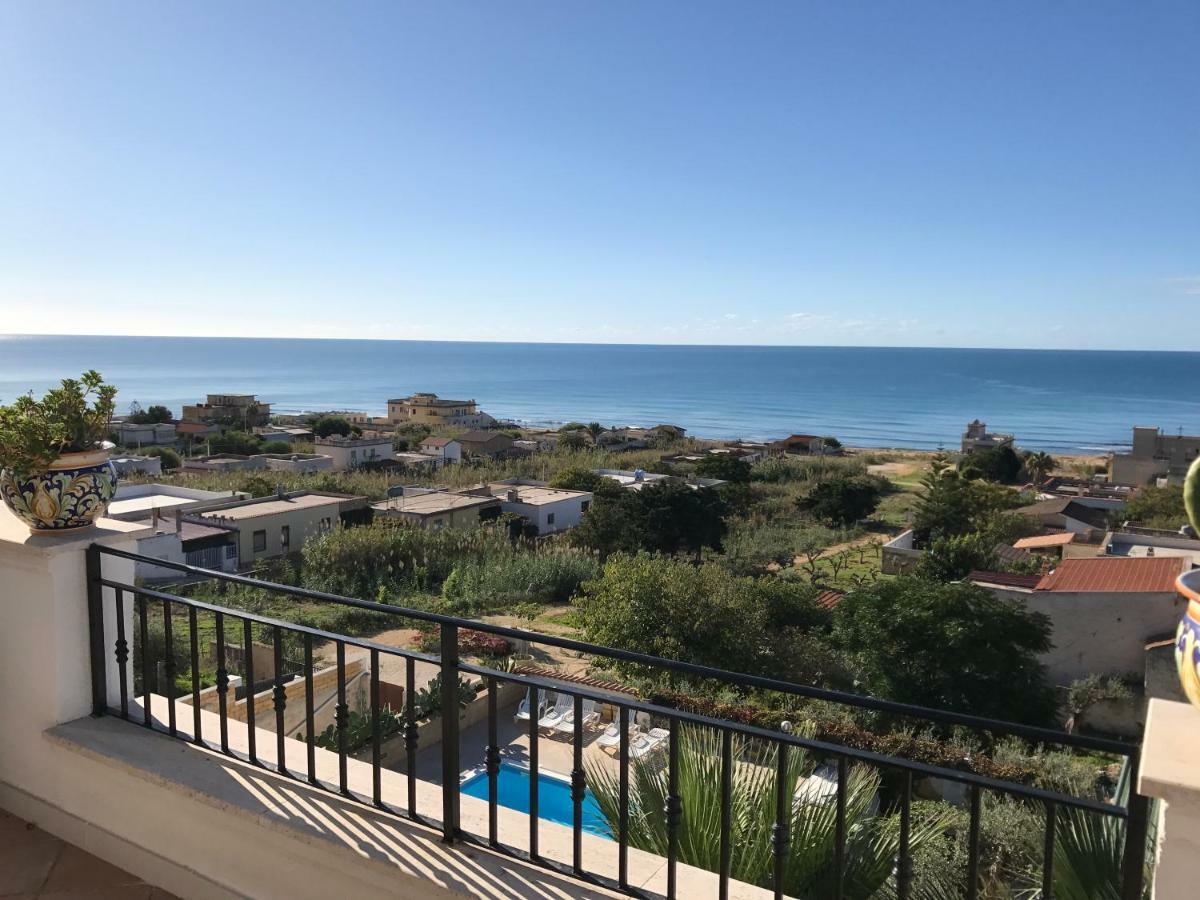 Villa Ceni - Appartamenti Con Camere, Cucina, Wc E Terrazza Sul Mare In Villa Con Piscina, Giardino E Parcheggio マリネッラ エクステリア 写真